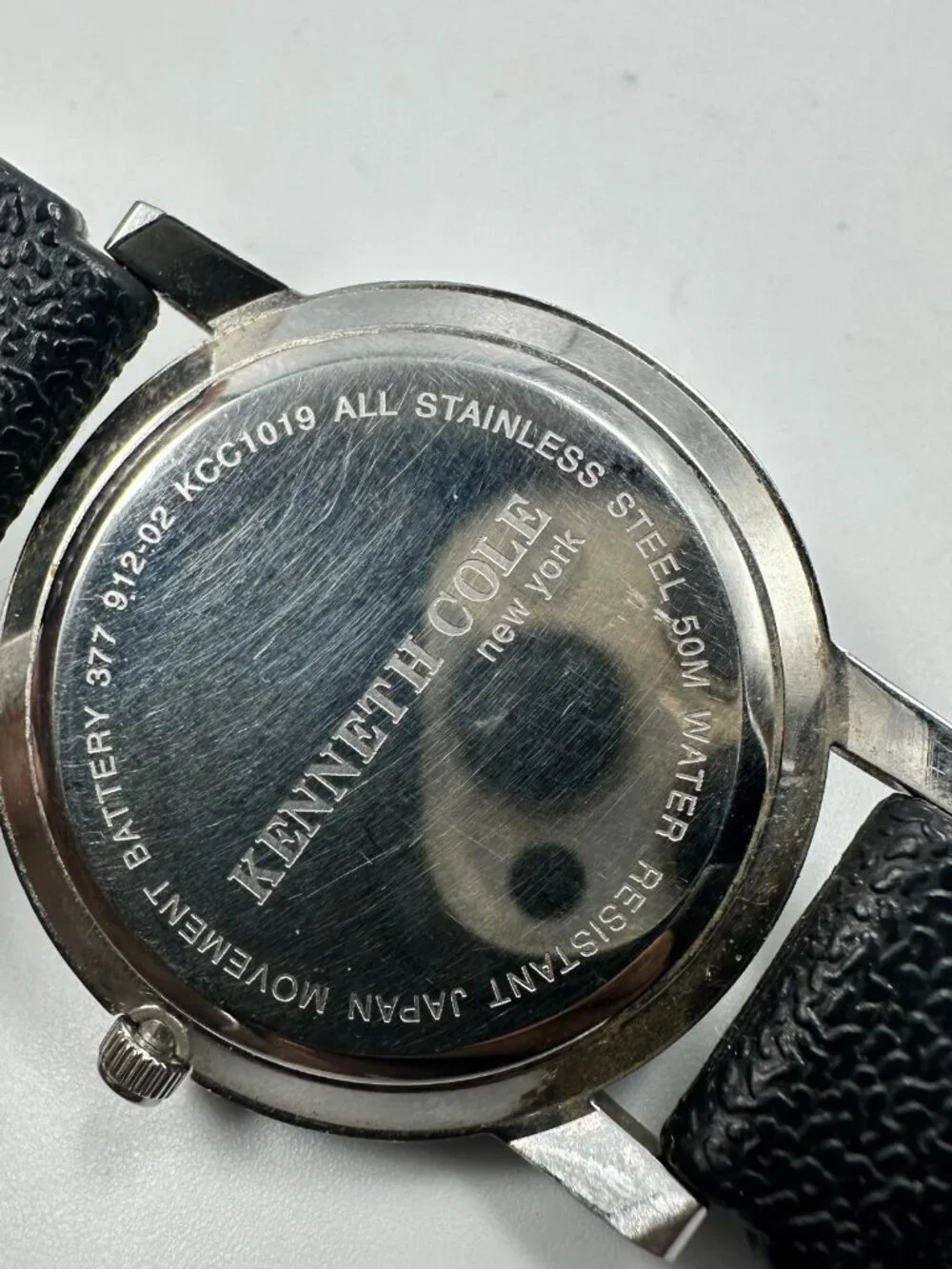 Kenneth Cole Watch Men Silver Tone White Dial Date Window New Battery 10